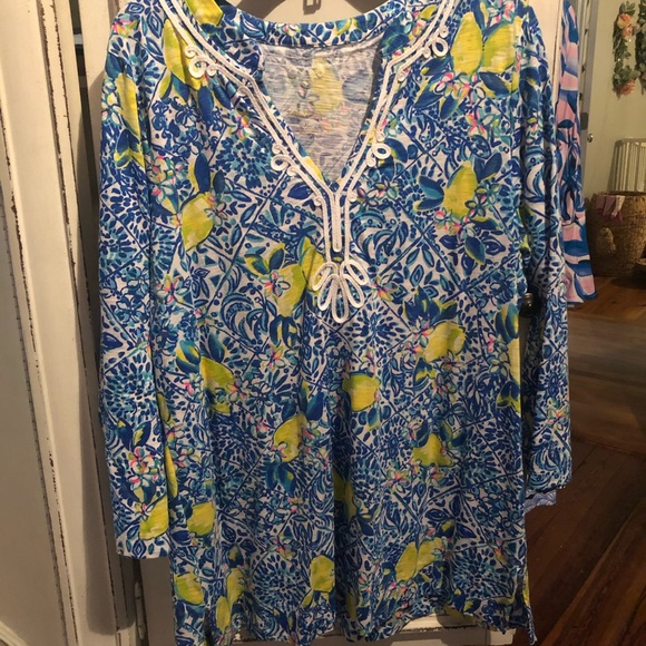 Lilly Pulitzer Tops - Lily Pulitzer tunic top
